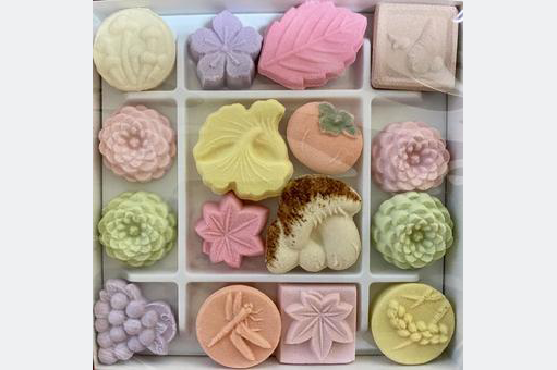 秋の和菓子「落雁」